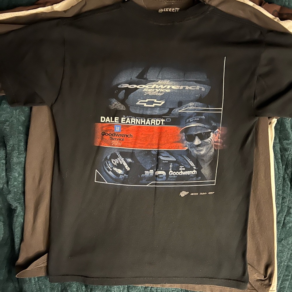 Mid 2000’s Winner’s Circle Dale Earnhardt driver tee